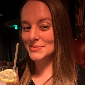 Meet your Posher, Virginia